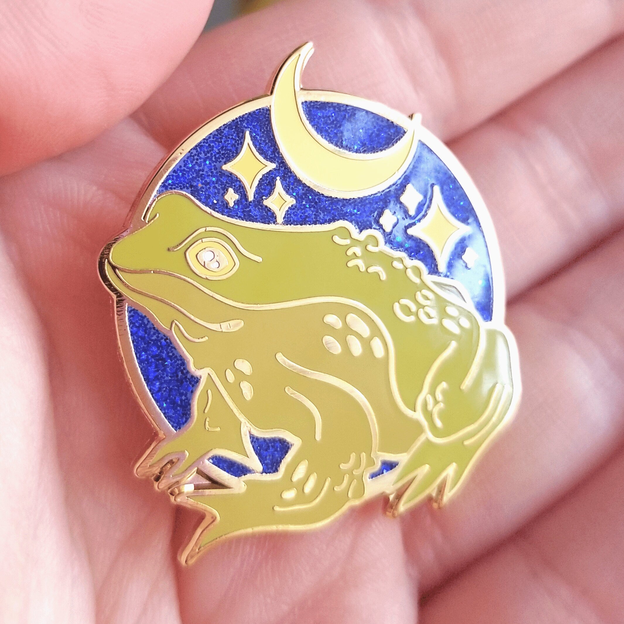Witch's Garden Toad Enamel Pin: Gold Glitter Familiar Pin